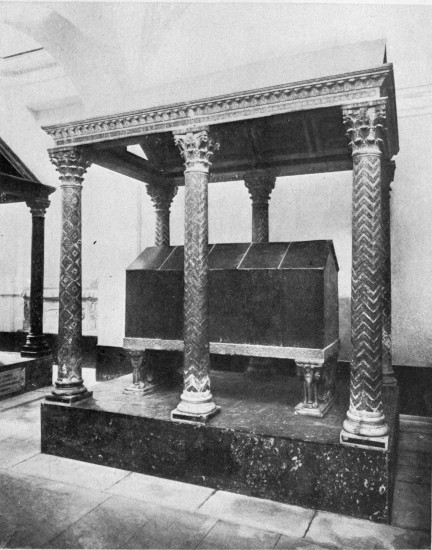 “A great crimson porphyry sarcophagus holds the dust of
‘Roger, Strenuous Duke.’”